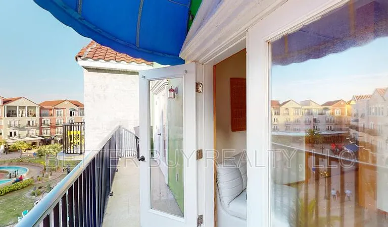 101 Palm Harbor Pkwy — Photo 15