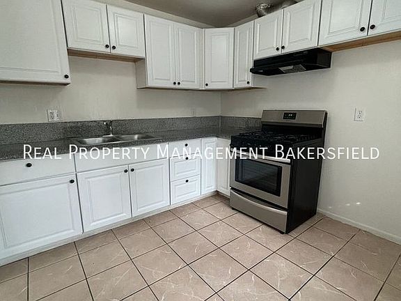 2nd image of 719 2nd St APT B