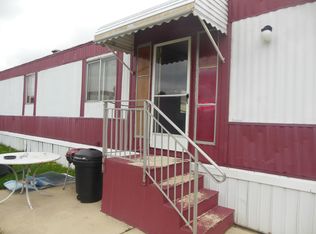 289 Norman Dr, Highland, MI 48357