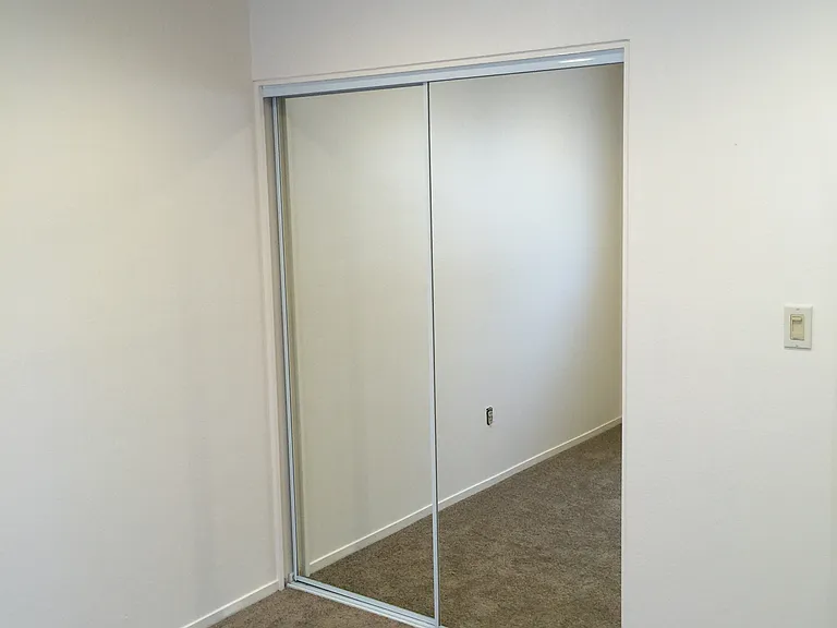425 Peg St — Photo 24