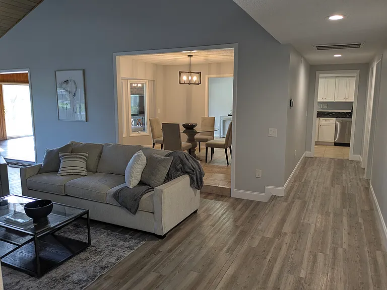 5474 Kemkerry Rd — Photo 10