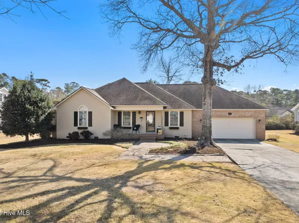 15 Fairway Drive, Shallotte, NC 28470