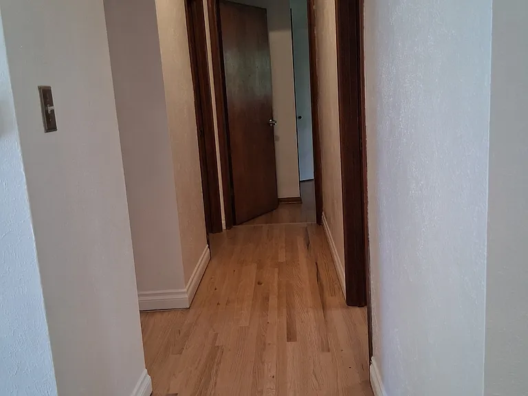 640 SE Williams Rd — Photo 13