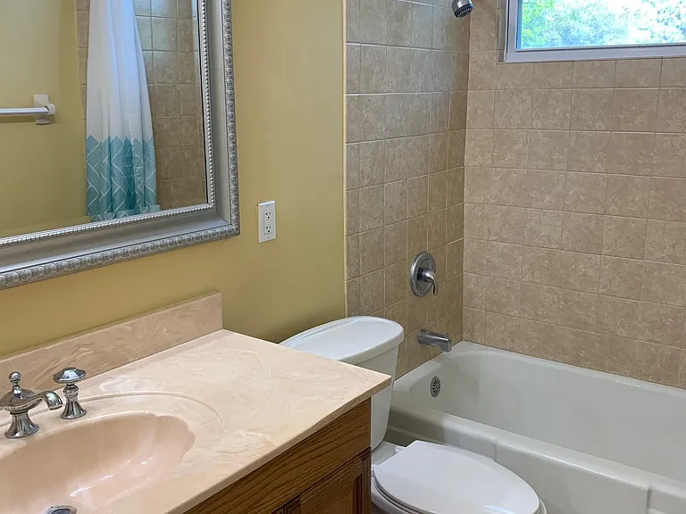 1815 Bartram Rd — Photo 6