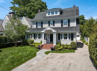 89 Shore Rd, Old Greenwich, CT 06870