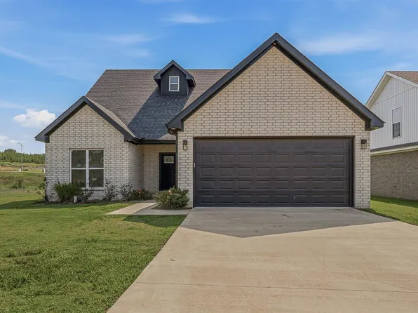2211 S 20th St, Paragould, AR 72450