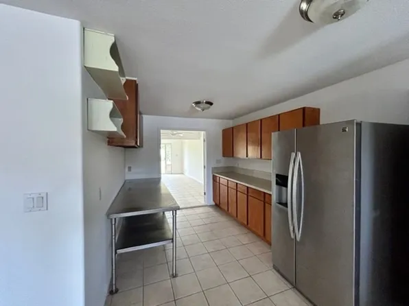 655 N Kainalu Dr, Kailua, HI 96734