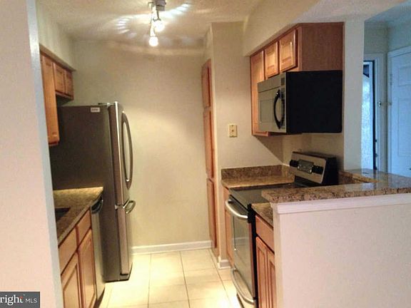 5th image of 1540 Lincoln Way APT 201B