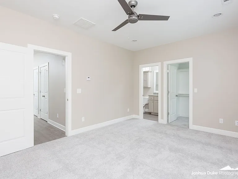 1320 S College Ave — Photo 26