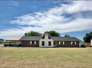 20518 E County Road 157, Blair, OK 73526