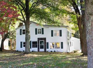 1230 Swigart Rd, Barberton, OH 44203