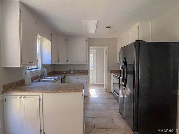 4th image of 245 Gardenia Ct