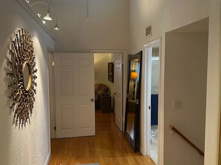 2nd floor Holloway