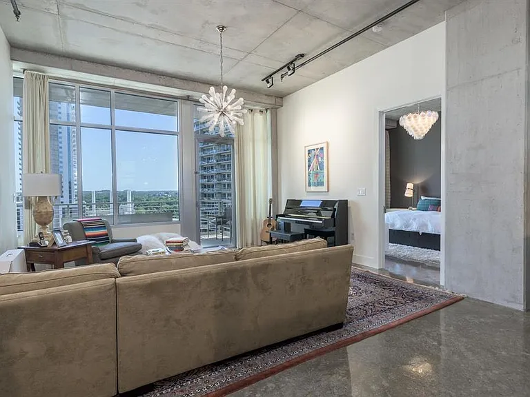 800 W 5th St #1007 — Photo 13