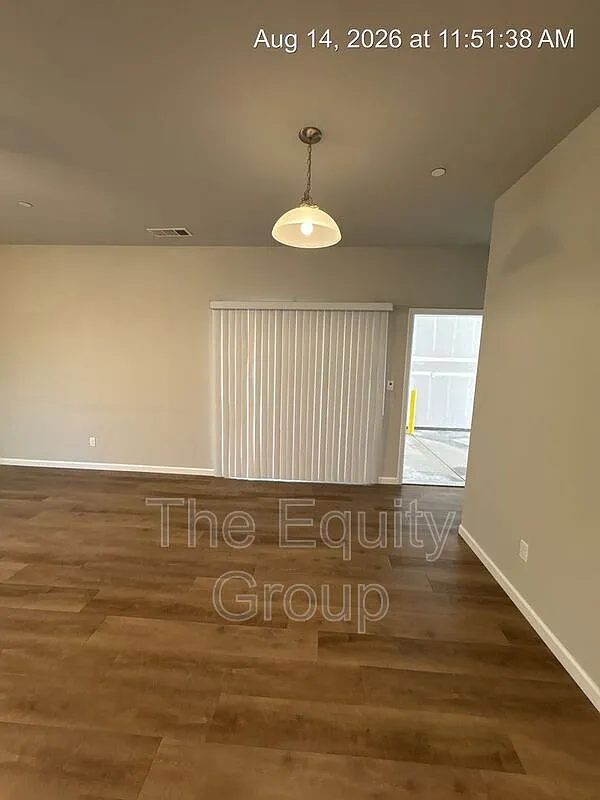 2 bed, 2.0 bath, $1,895 — Photo 4