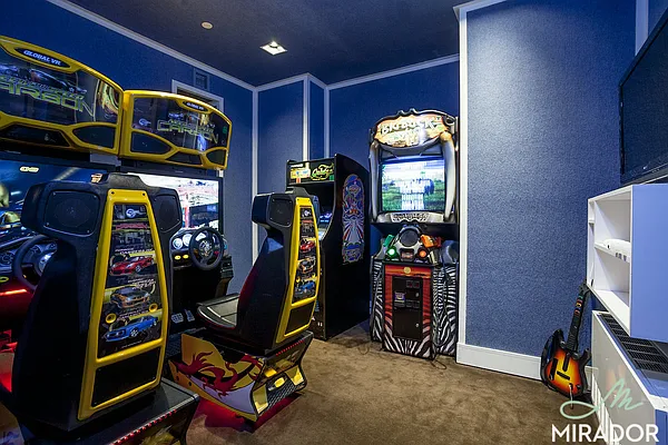 Rented by Mirador Real Estate | media 19