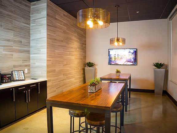 3rd image of 555 Pine Ave #140