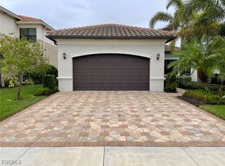4129 Amelia Way, Naples, FL 34119