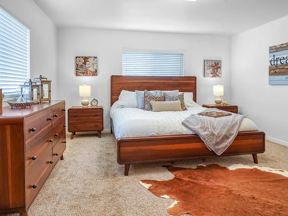 Rooms Fit for a King
