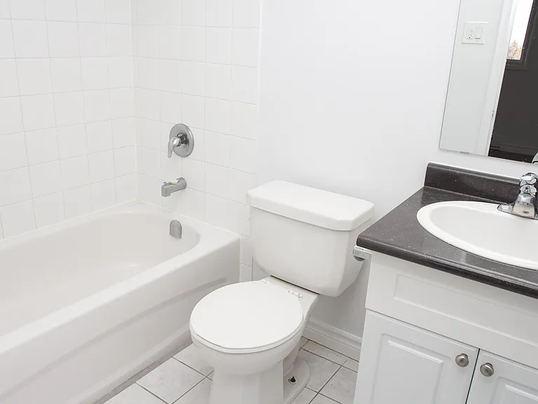 21 Jean Ave — Photo 8