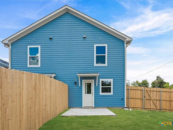 5th image of 901 S 2nd St