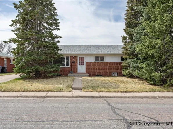 119 Carroll Ave, Cheyenne, WY 82009