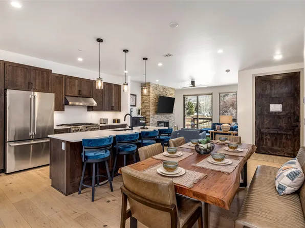 557 Center Cir #C2, Silverthorne, CO 80498