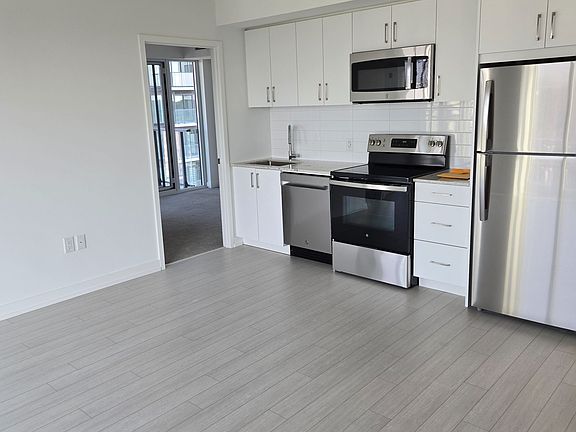 3rd image of 4010 Eglinton Ave W #1104