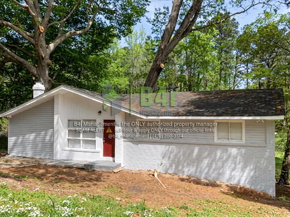 928 Needle Dr, Forest Park, GA 30297
