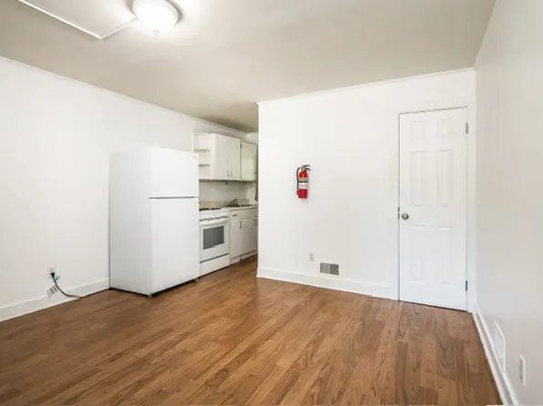 2158 Main St #4, Castleton, VT 05735