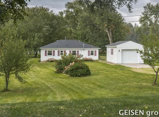 7190 Ashley Ave NE, Belding, MI 48809