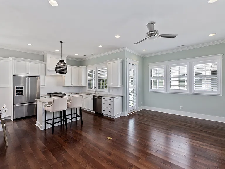 1710 Tearthumb Ct — Photo 7