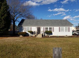 706 18th St, Grottoes, VA 24441