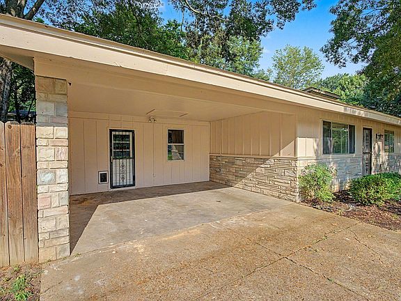4th image of 2603 Elmore Park Rd