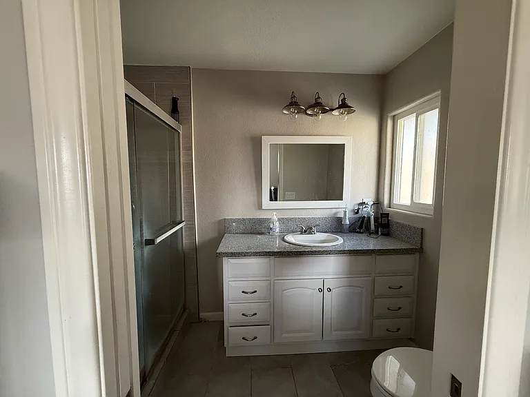 429 Bandini Pl — Photo 7