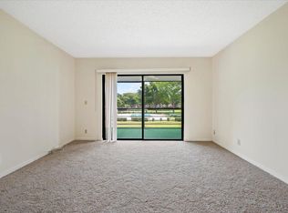 5981 Via Vermilya APT 204, Lake Worth, FL 33462