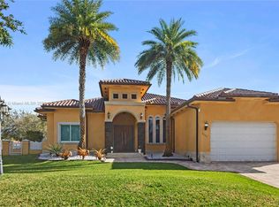 2675 NW 100th Ave, Doral, FL 33172