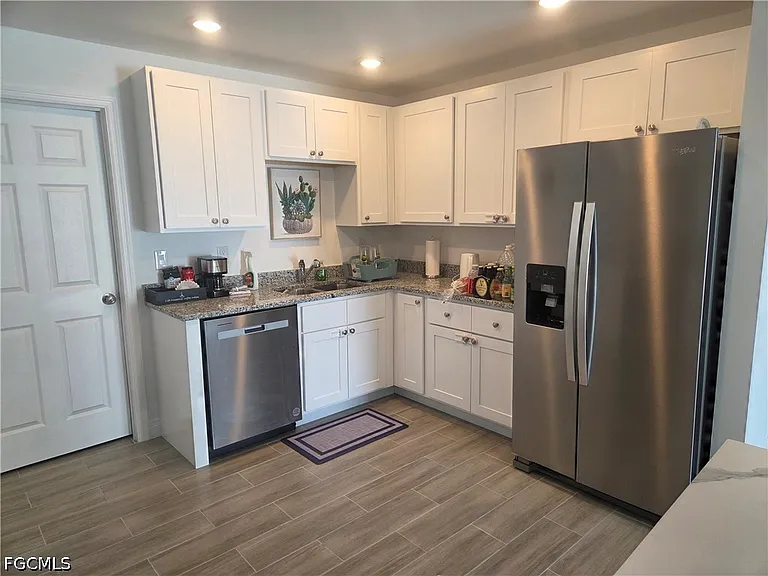 2156 Edison Ave — Photo 11