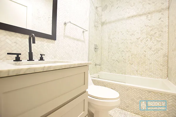 Rented by null | media 17