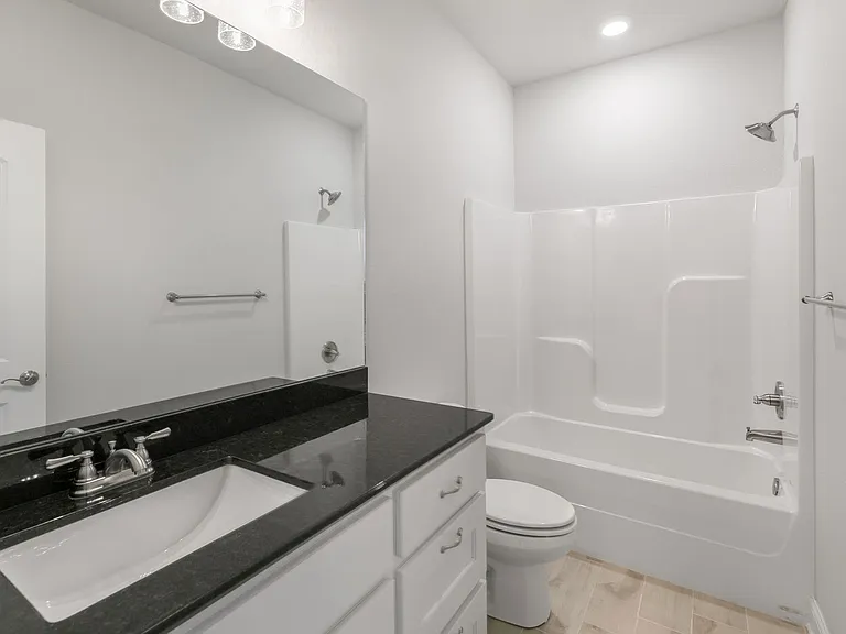 500 Piper Ln — Photo 26