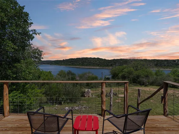 117 Lake View Dr, Spicewood, TX 78669