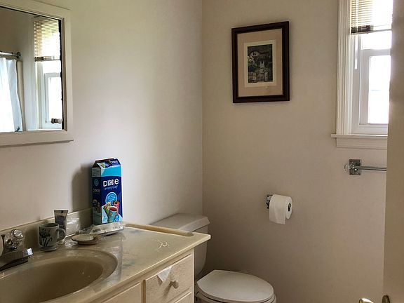 4th image of 16 Westfield Pl