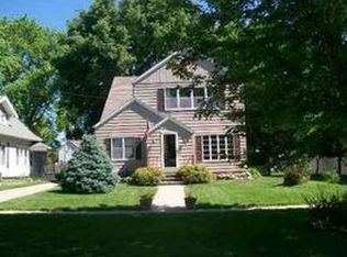 110 W 5th St, Logan, IA 51546