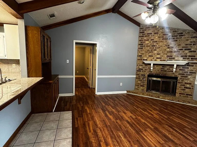 1729 Tallwood Dr — Photo 14