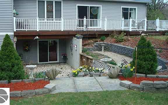 4th image of 10343 Fishers Run #24