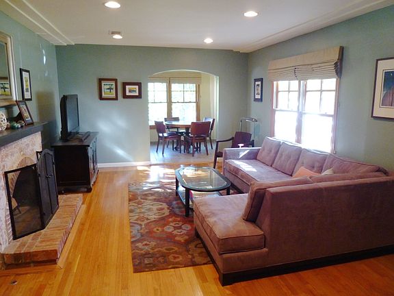 5th image of 14135 Emelita St