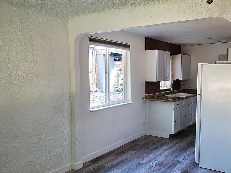 2536 Yates St #N — Photo 13