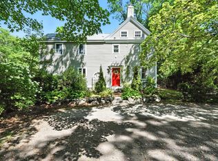 135 Central St, Georgetown, MA 01833