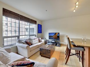 521 2nd St SE APT 205, Minneapolis, MN 55414