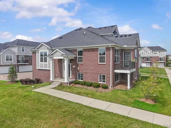 49503 Lantern Way #42, Canton, MI 48188